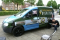 Overloon wrap van blauw naar legergroen vliegtuig